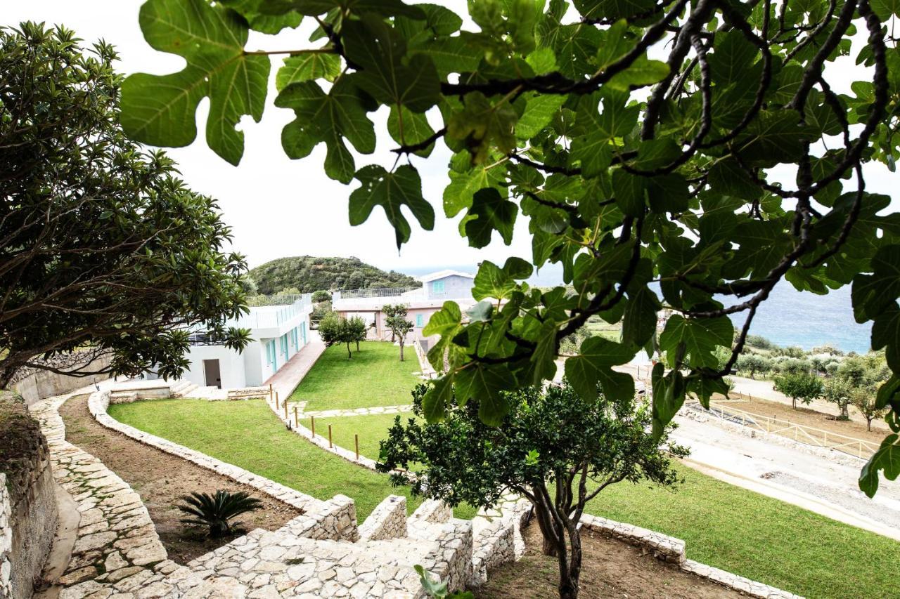Borgo Rosso Di Sera Resort Сан Лучидо Екстериор снимка