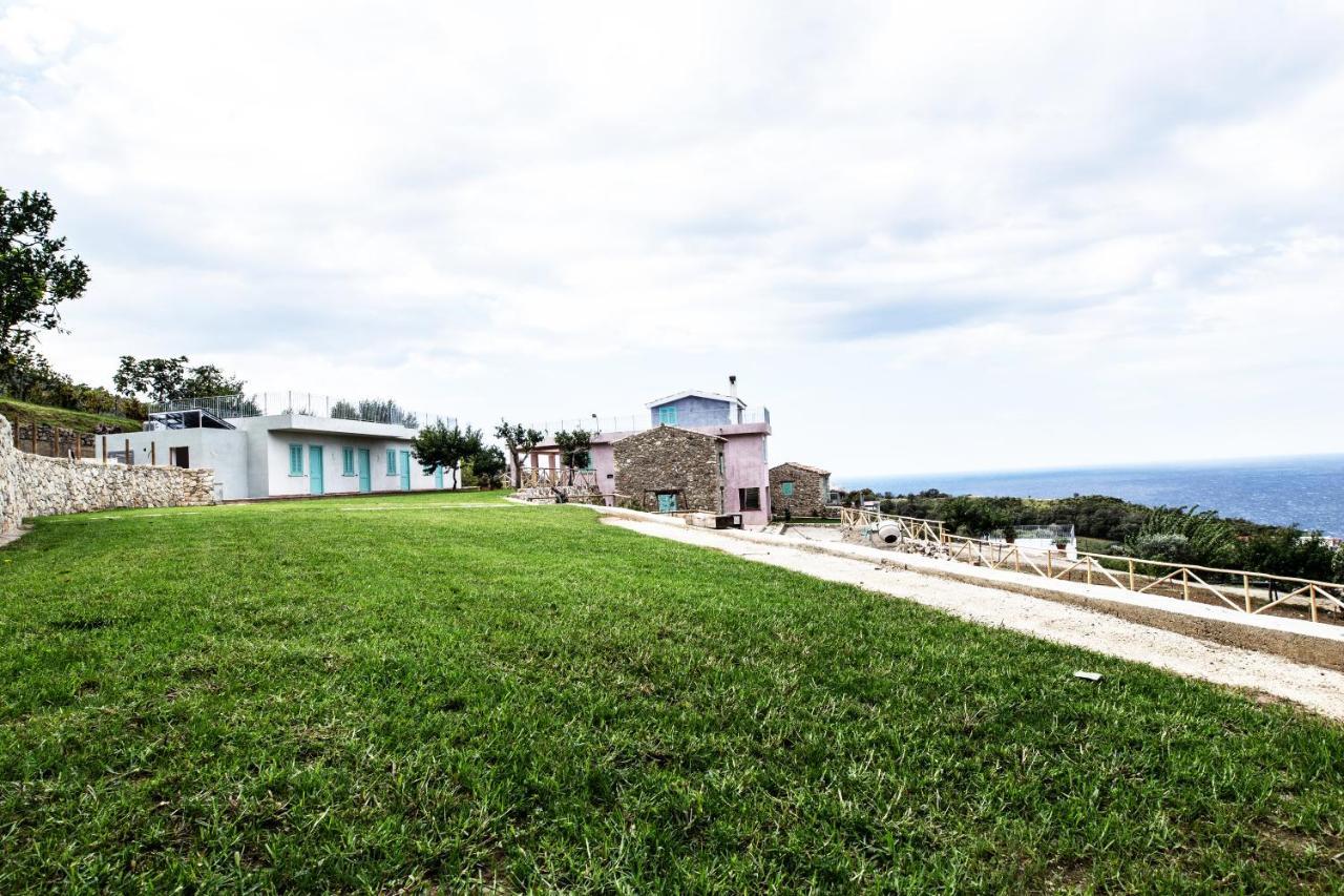 Borgo Rosso Di Sera Resort Сан Лучидо Екстериор снимка