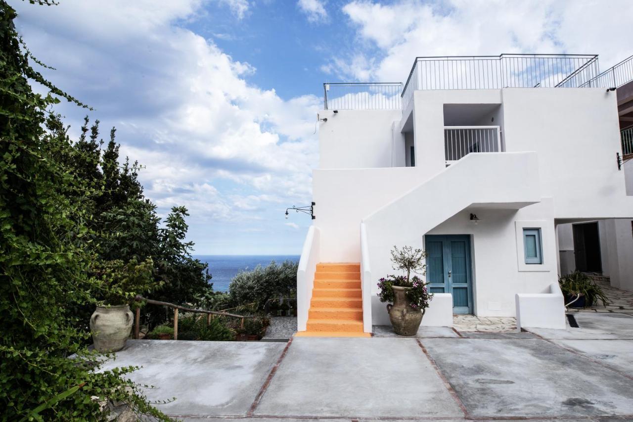 Borgo Rosso Di Sera Resort Сан Лучидо Екстериор снимка