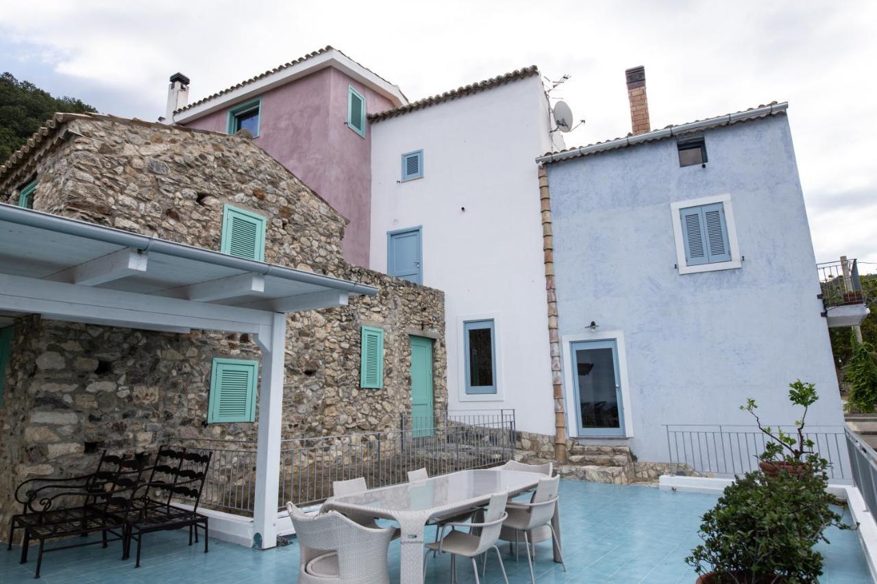 Borgo Rosso Di Sera Resort Сан Лучидо Екстериор снимка