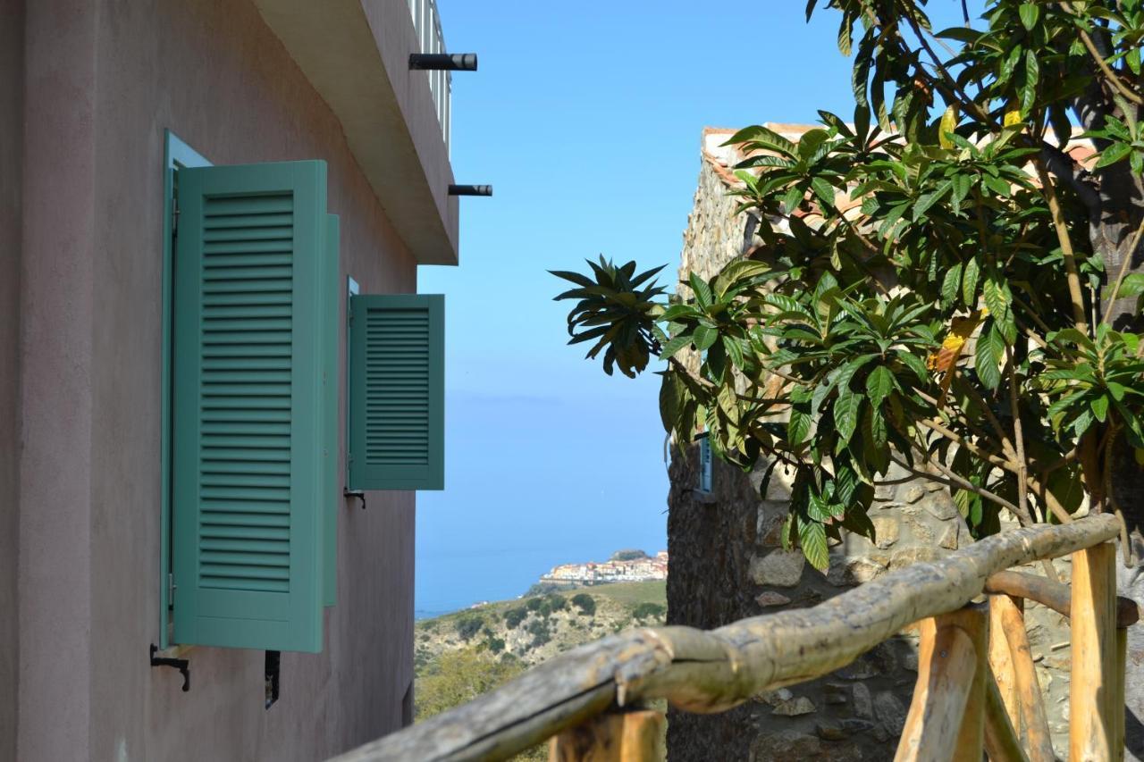Borgo Rosso Di Sera Resort Сан Лучидо Екстериор снимка