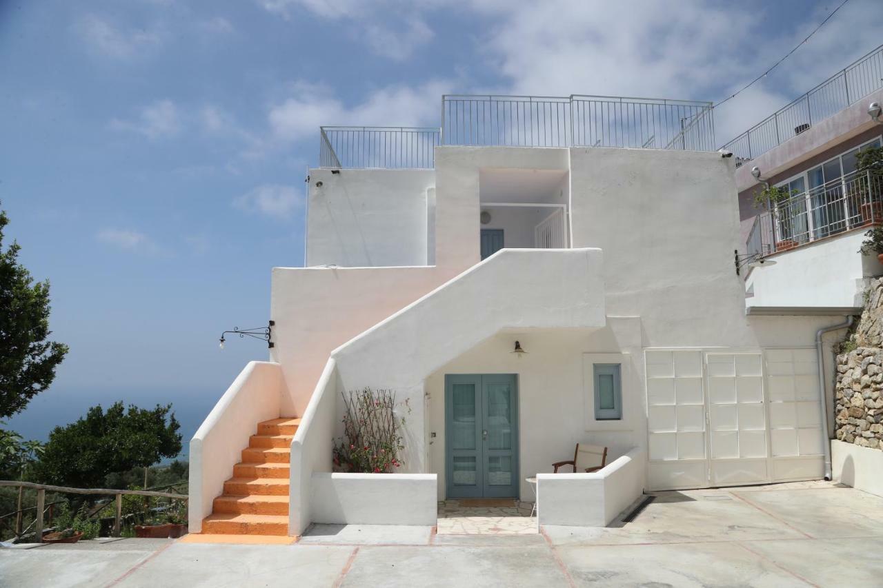 Borgo Rosso Di Sera Resort Сан Лучидо Екстериор снимка