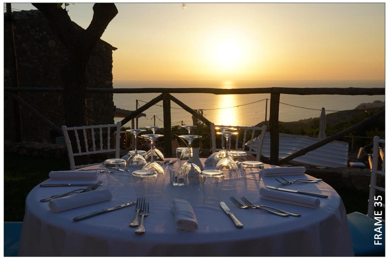 Borgo Rosso Di Sera Resort Сан Лучидо Екстериор снимка