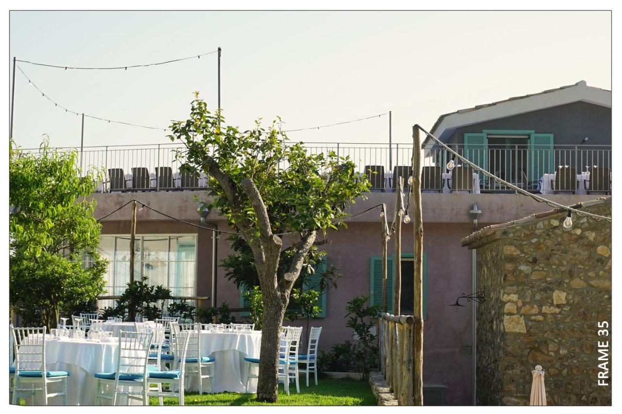 Borgo Rosso Di Sera Resort Сан Лучидо Екстериор снимка